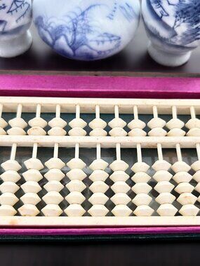 Vintage Miniature Bovine Bone Suanpan Abacus Reverse Hand Painting Glass Box